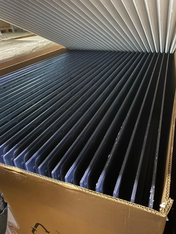 Загальний розпродаж: Фотовольтаїчна панель Enel 370W 3S Dual 72N біфасна безрамкова високоефективна